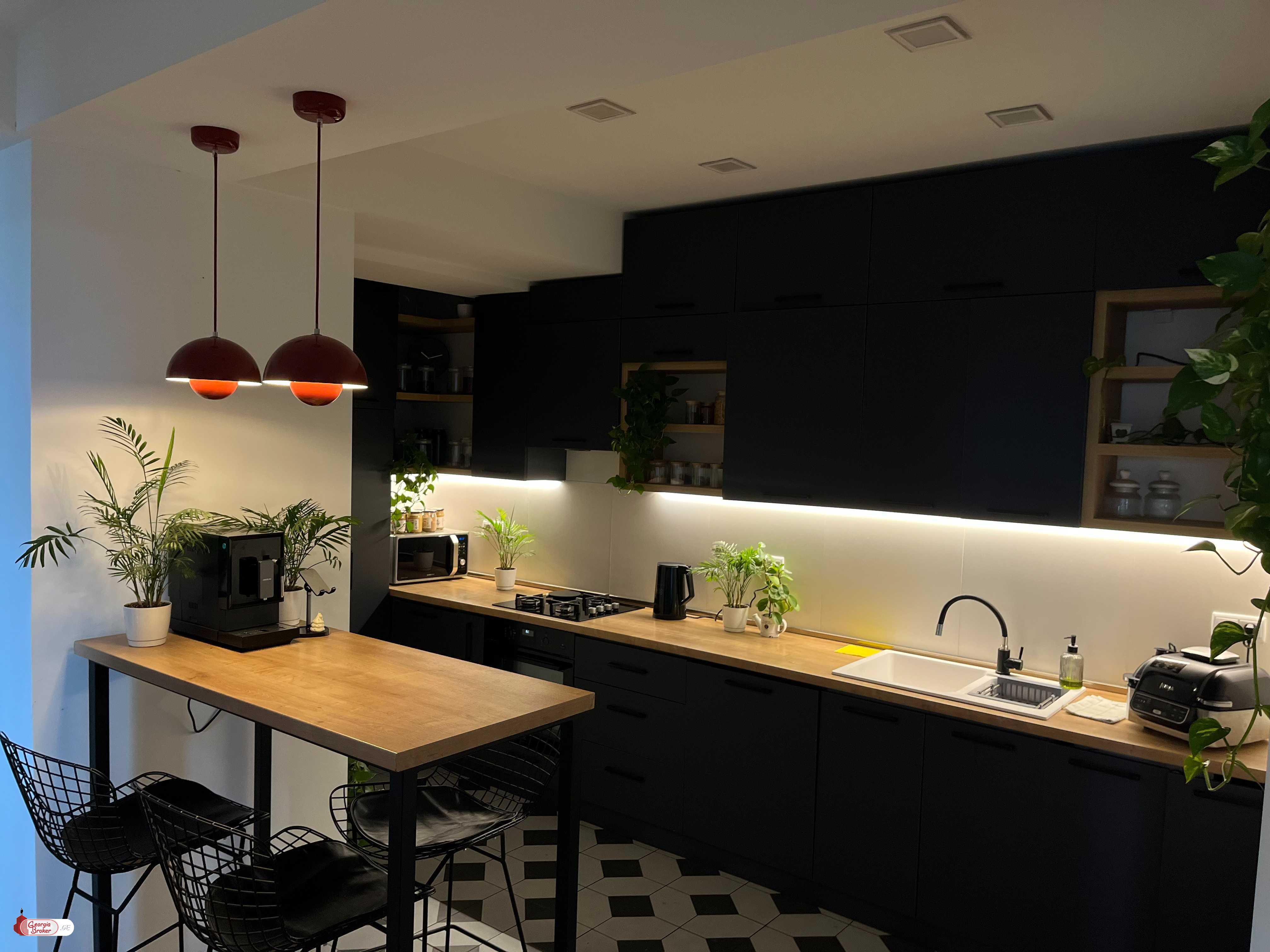 nearly repaired 5-room apartment for sale