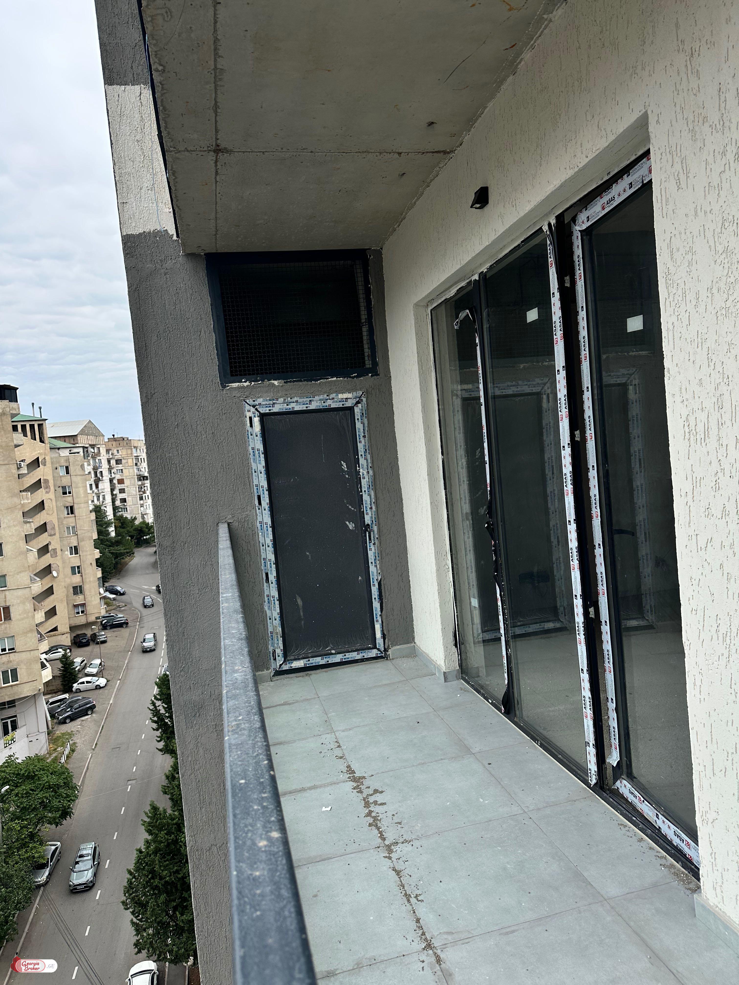 იყიდება ახალი გარემონტებული 3 ოთახიანი ბინა