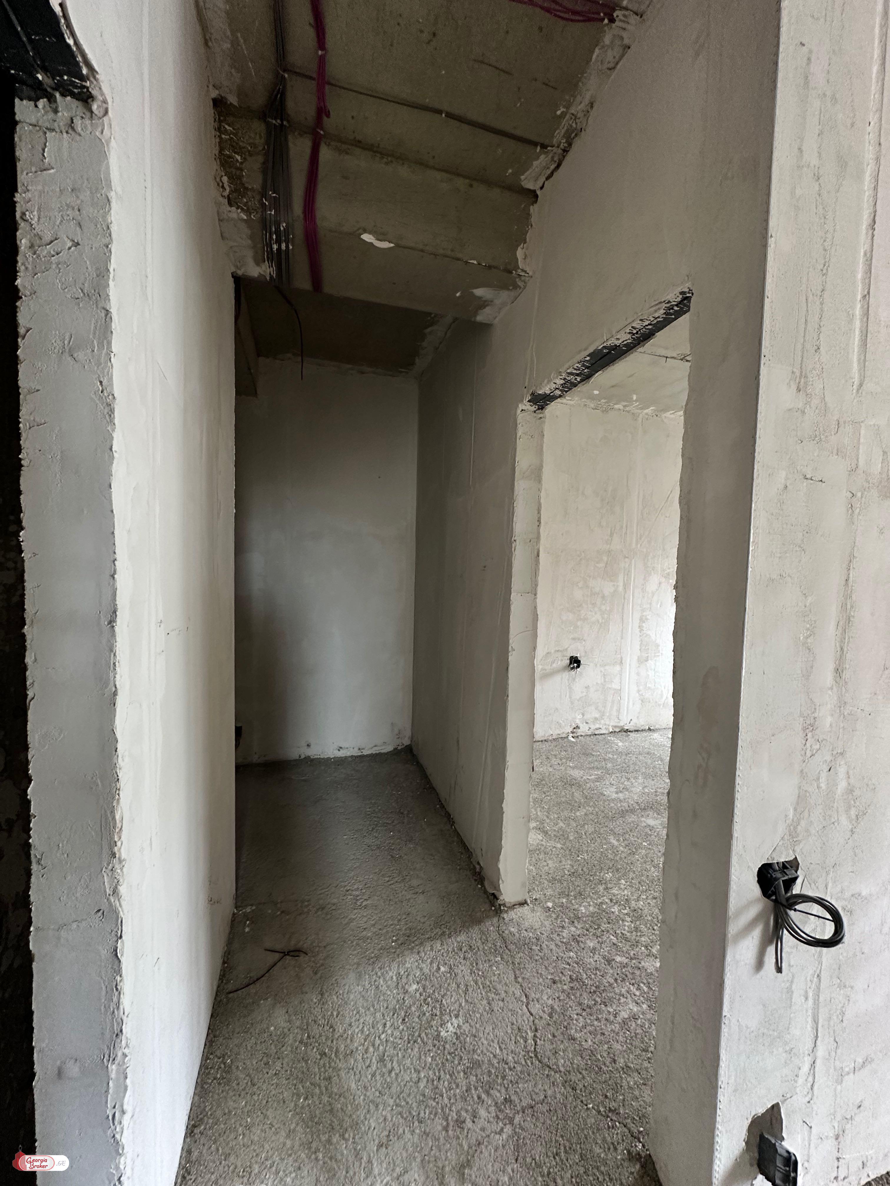 იყიდება ახალი გარემონტებული 3 ოთახიანი ბინა