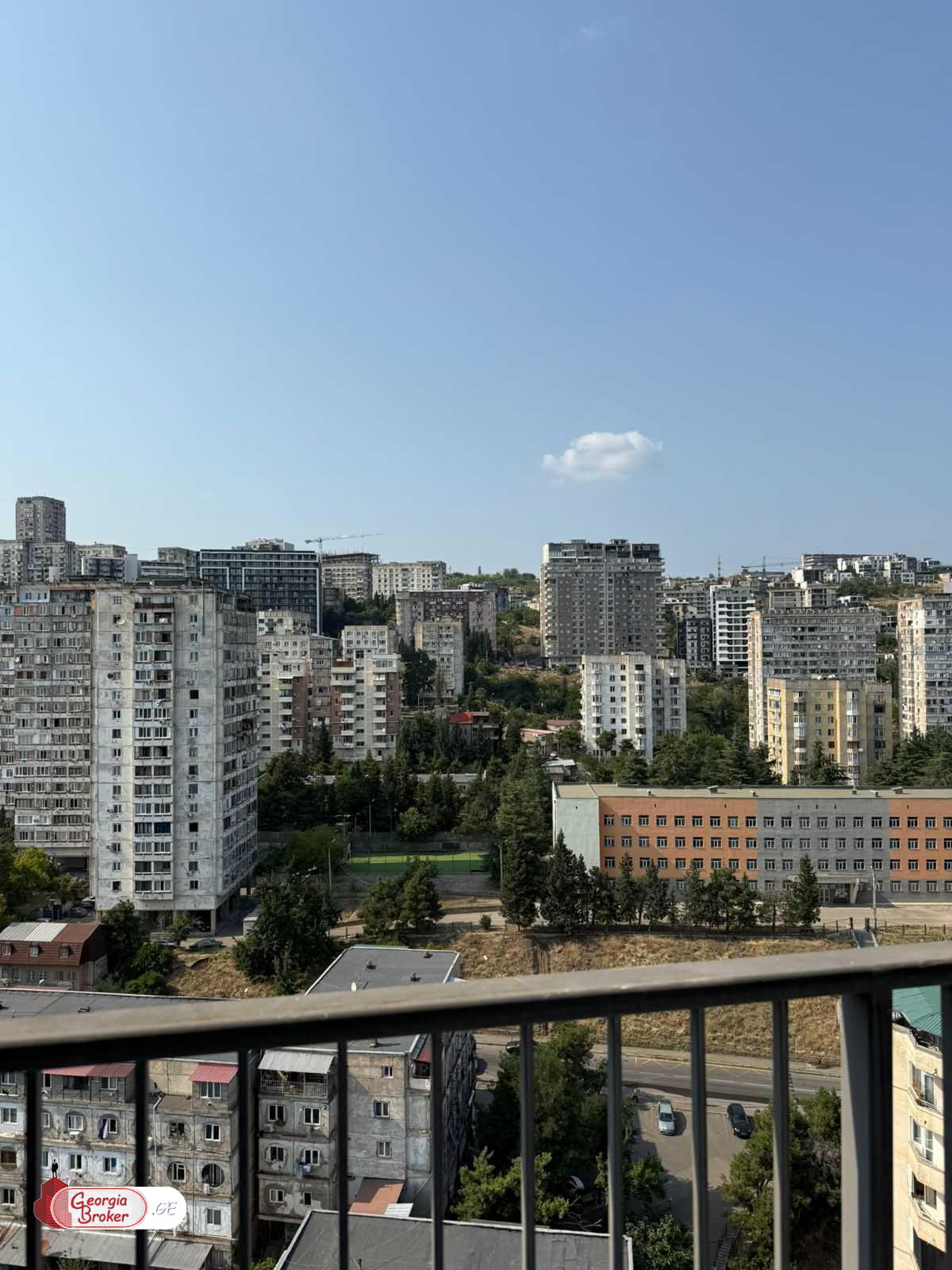 იყიდება ახალი გარემონტებული 3 ოთახიანი ბინა