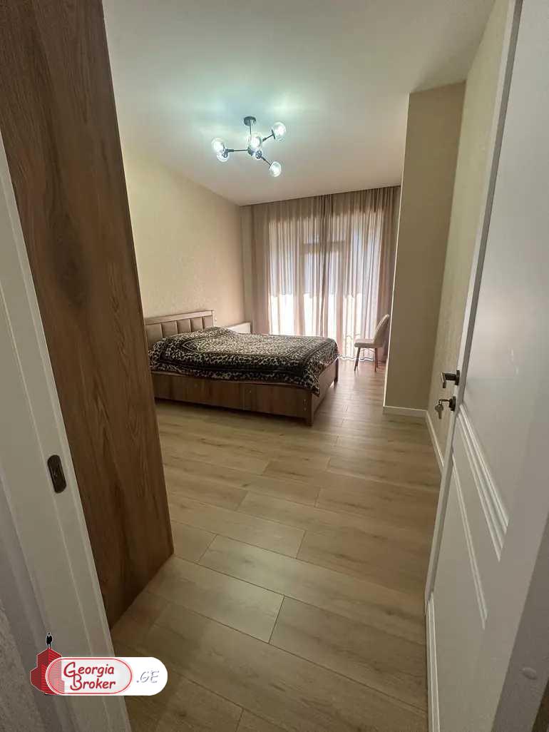 nearly repaired 3-room apartment for sale