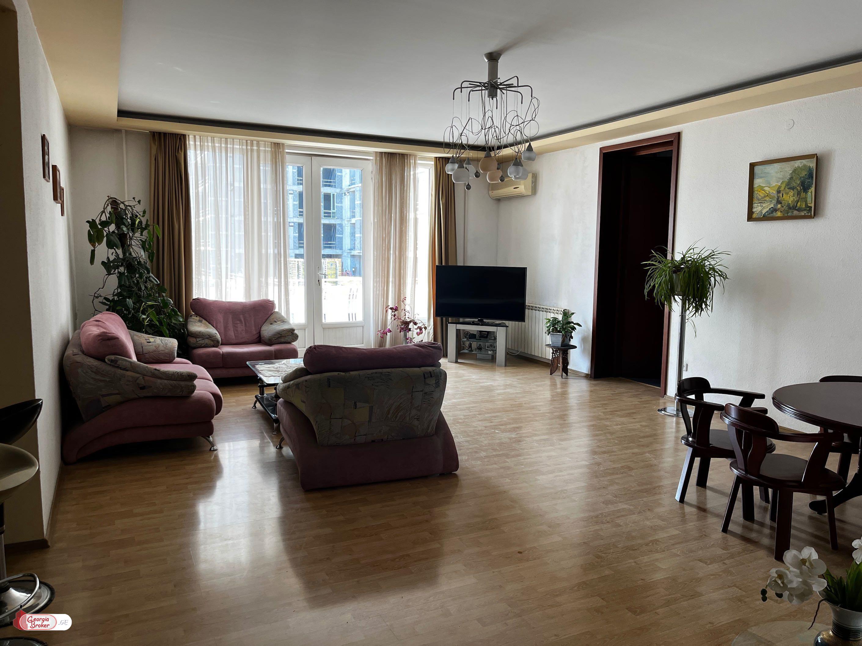 nearly repaired 5-room apartment for sale