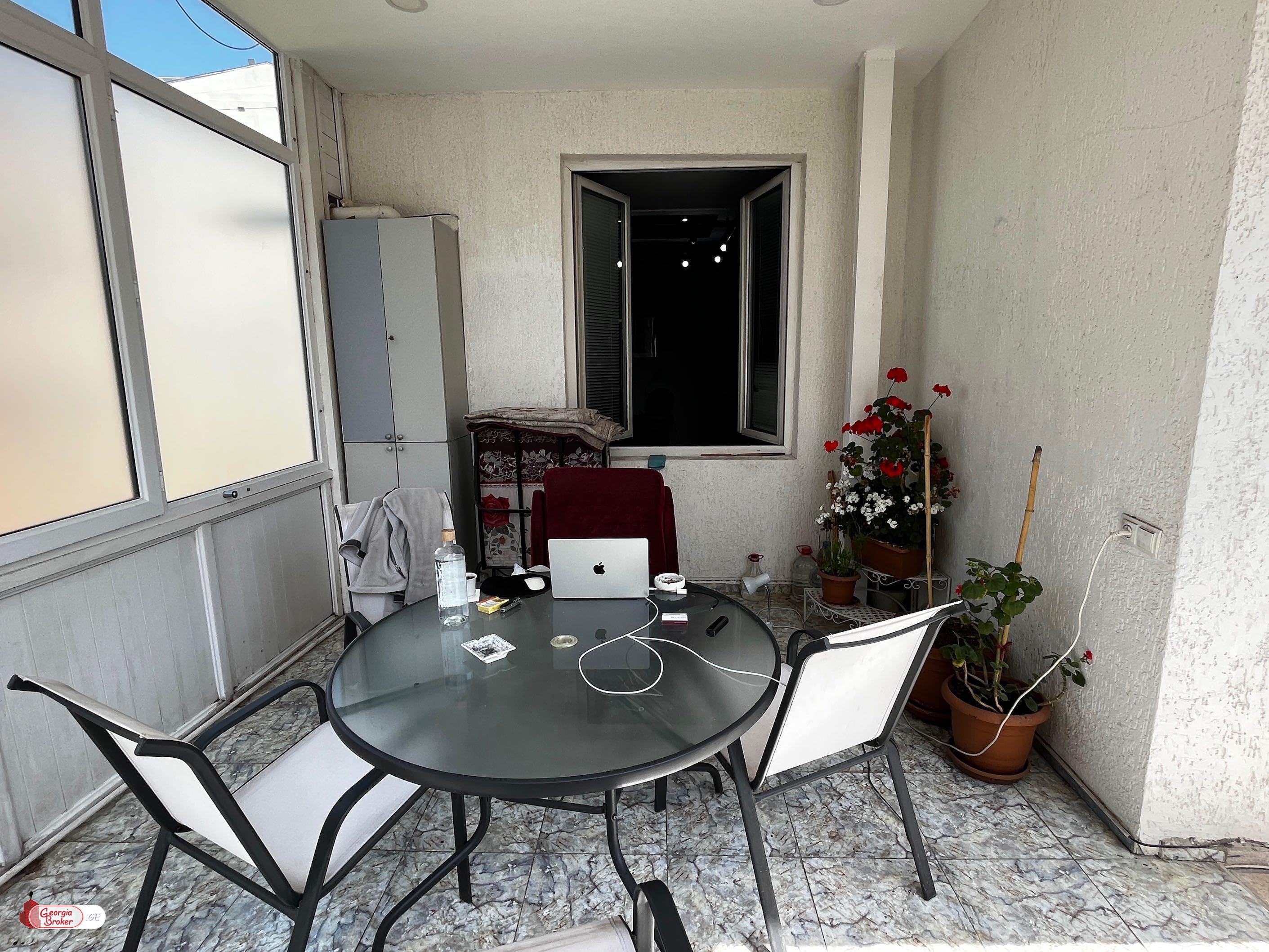 nearly repaired 5-room apartment for sale