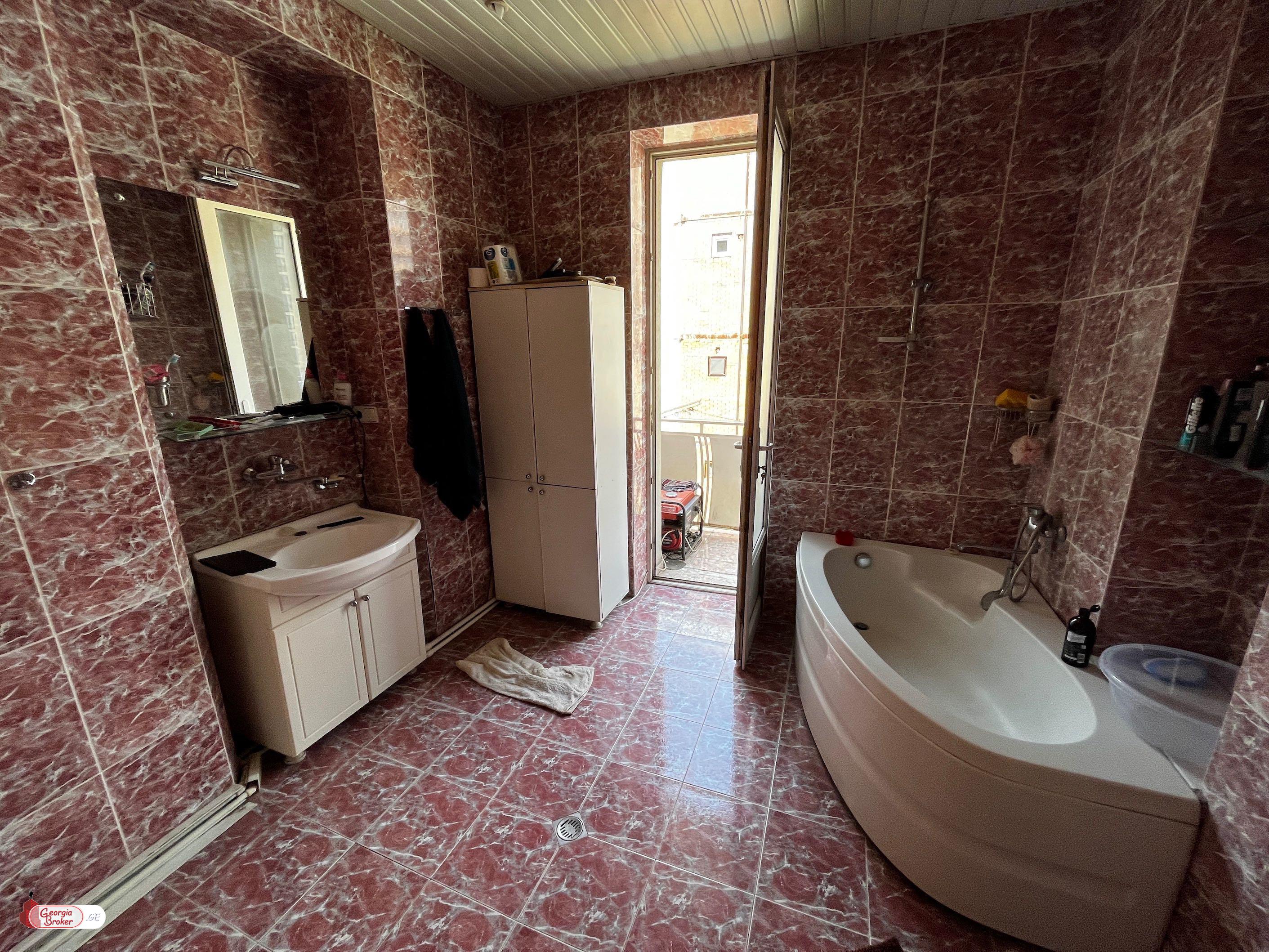 nearly repaired 5-room apartment for sale