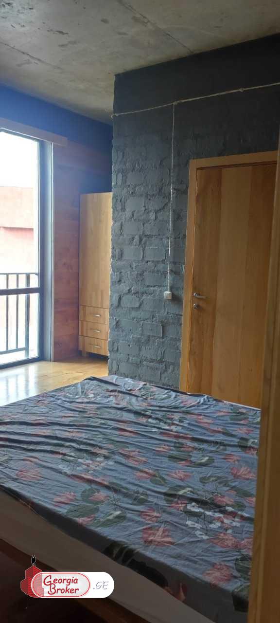 nearly repaired 3-room apartment for sale