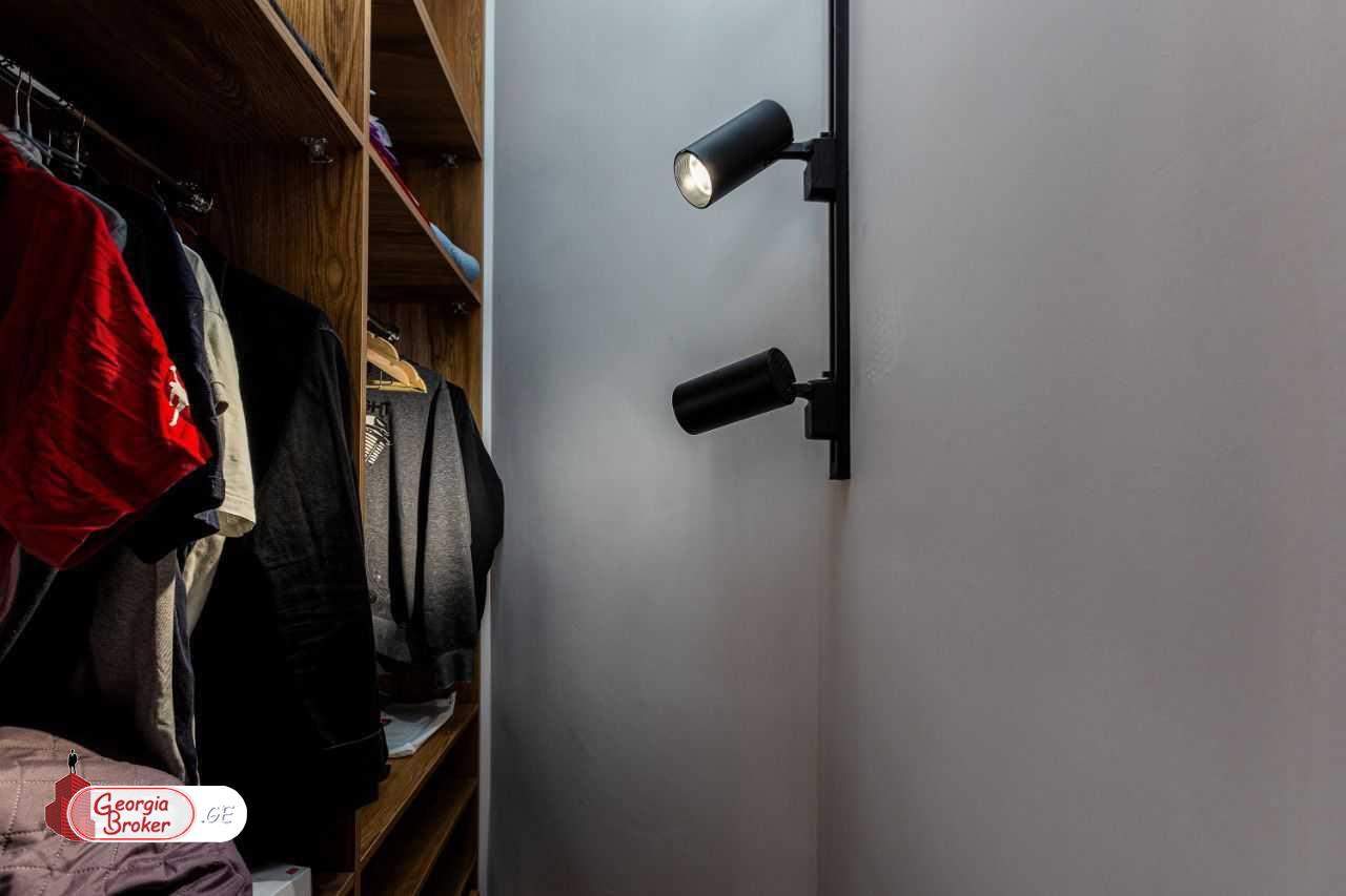 nearly repaired 5-room apartment for sale