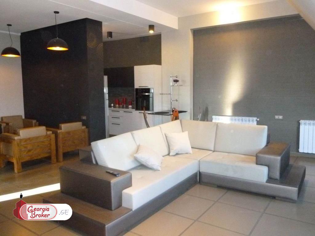 nearly repaired 3-room apartment for sale