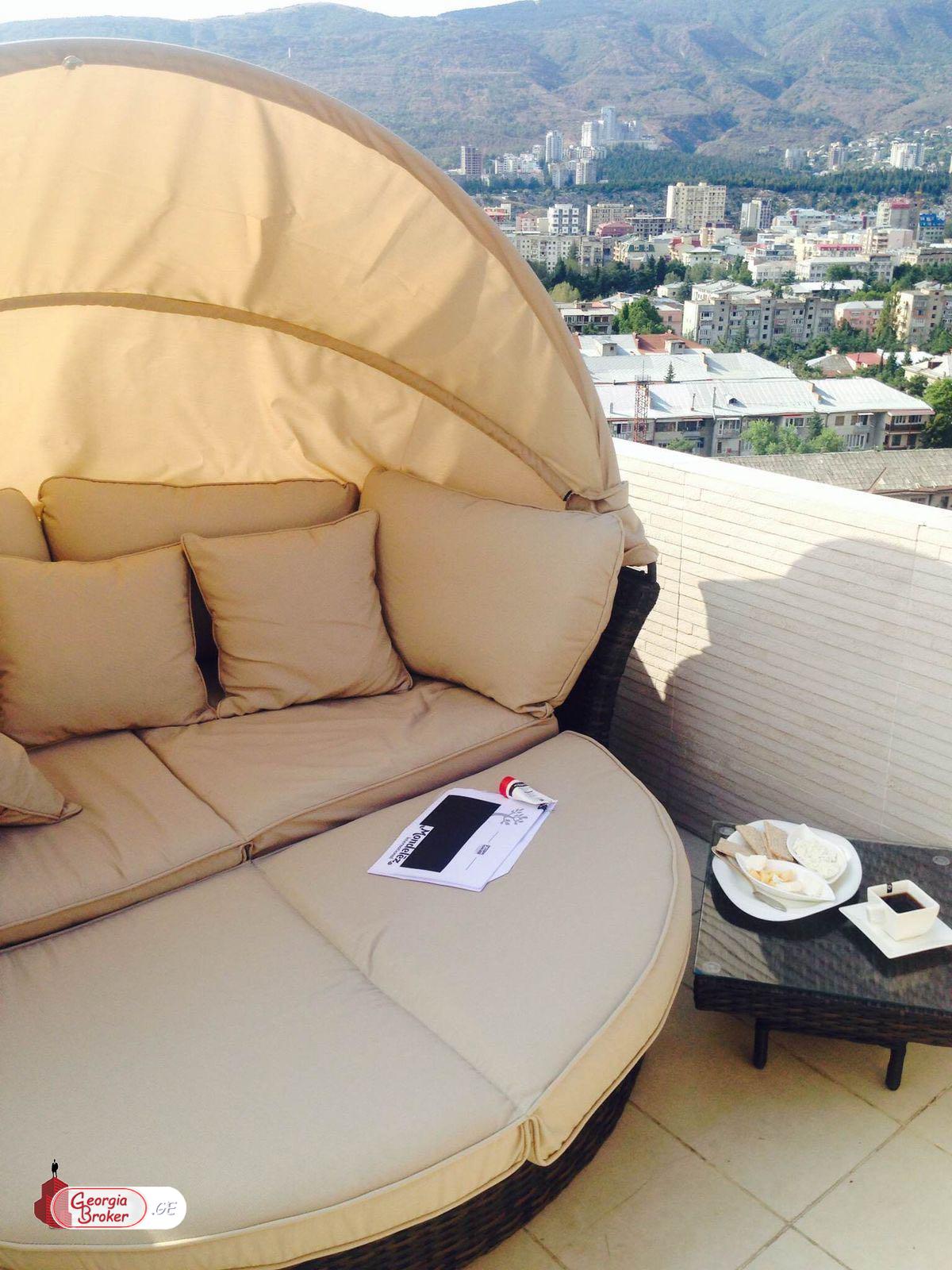 nearly repaired 3-room apartment for sale