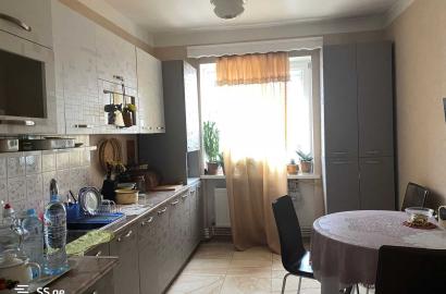 old repaired 3-room apartment for sale