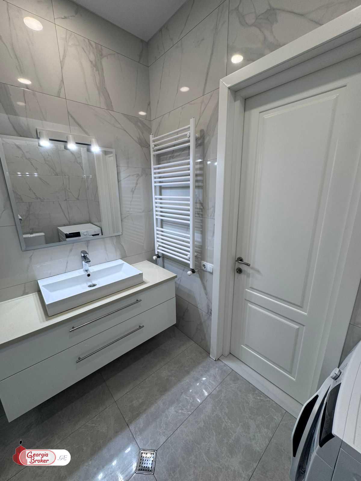 nearly repaired 4-room apartment for sale