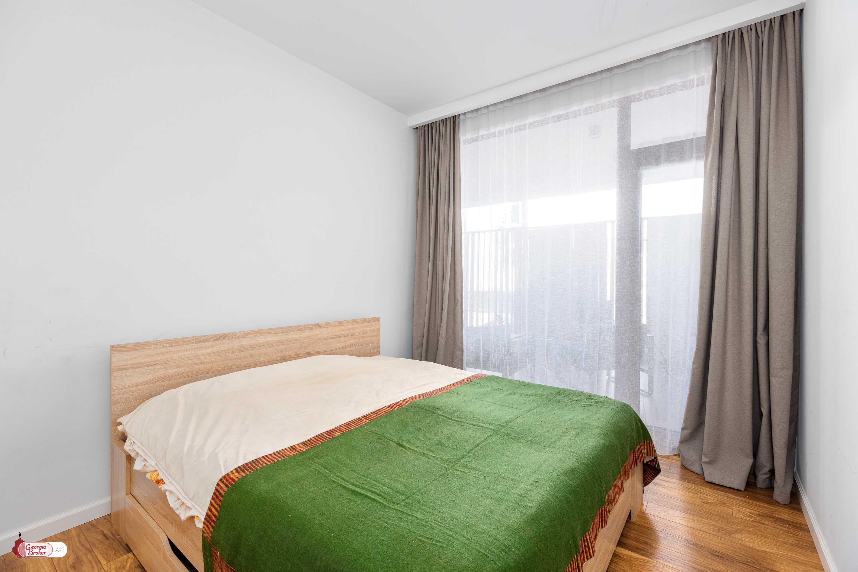 nearly repaired 3-room apartment for sale