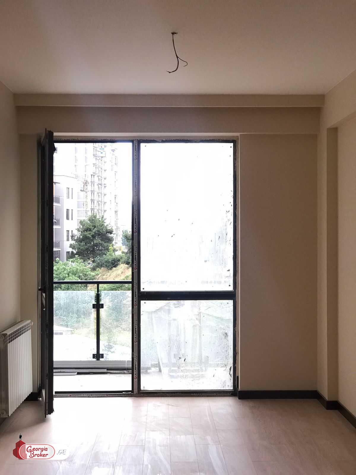 nearly repaired 2-room apartment for sale