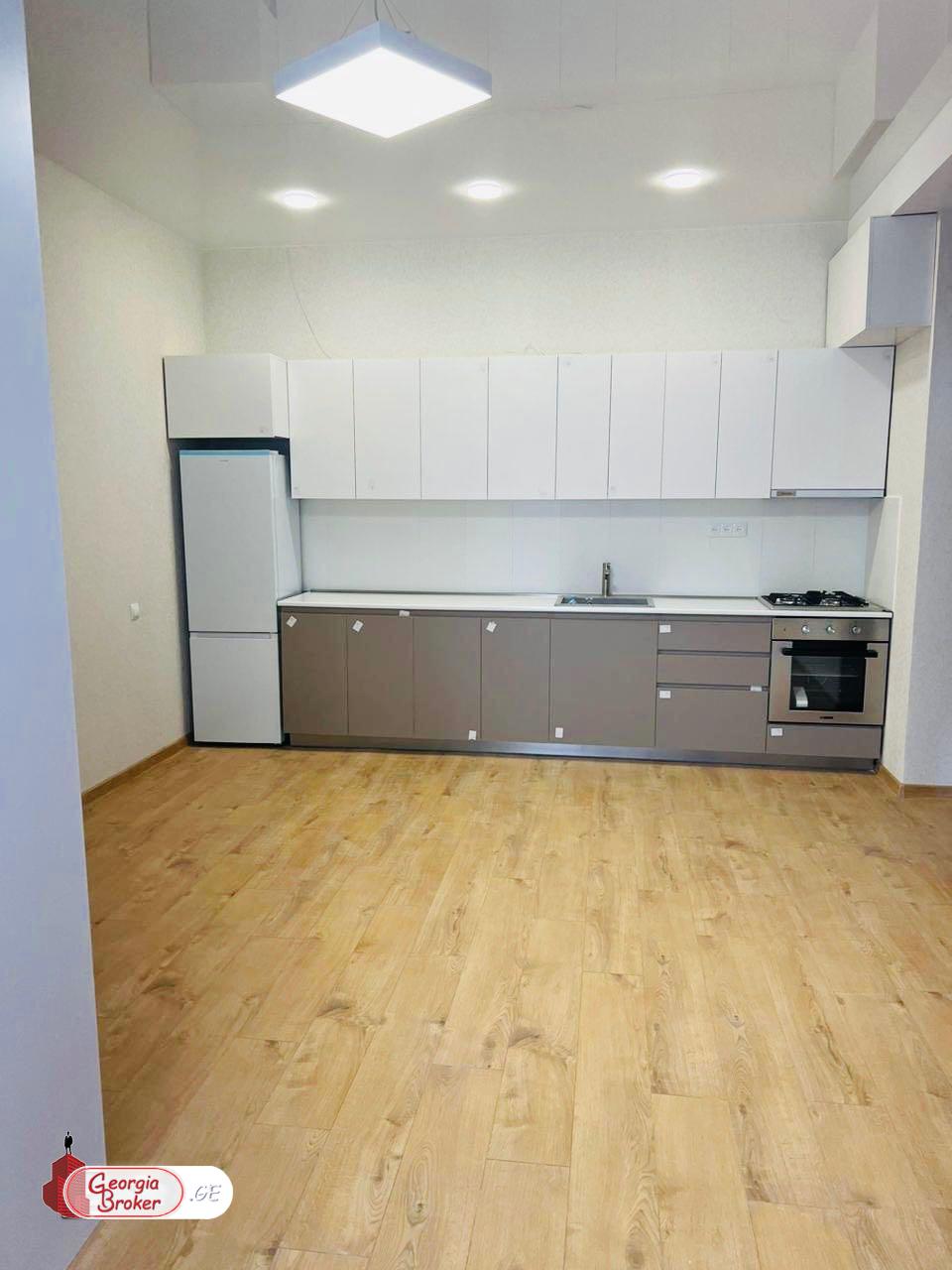 nearly repaired 2-room apartment for sale