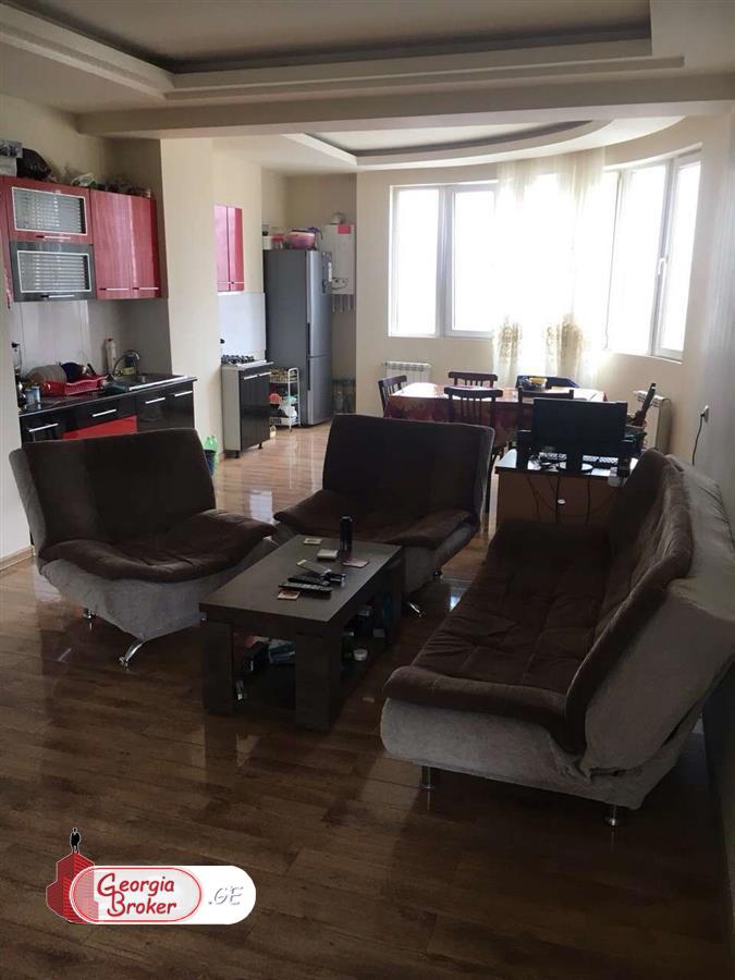 nearly repaired 3-room apartment for sale