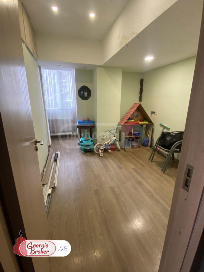 nearly repaired 4-room apartment for sale