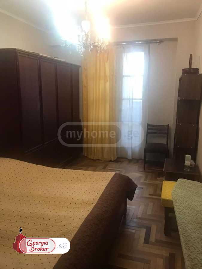 old repaired 3-room apartment for sale