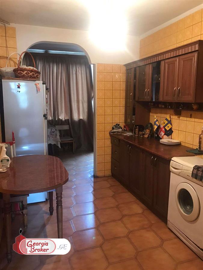 old repaired 4-room apartment for sale