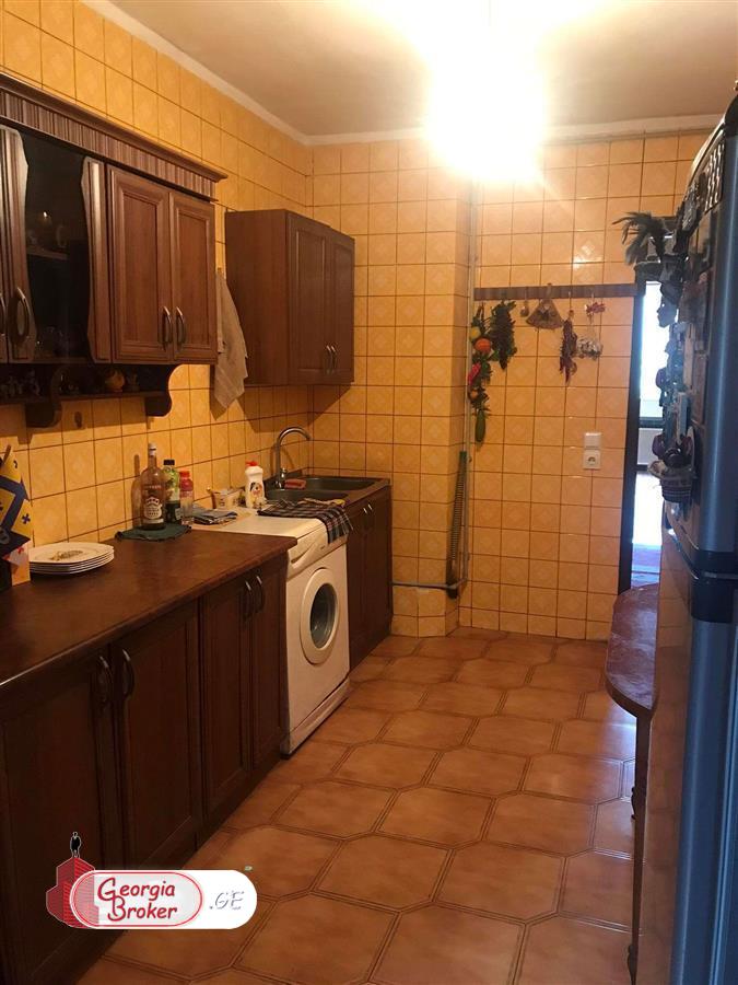 old repaired 4-room apartment for sale