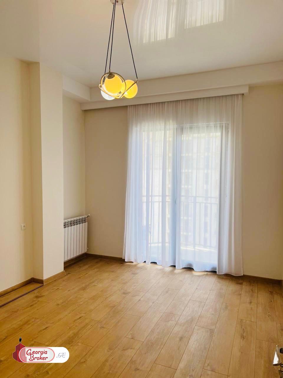 nearly repaired 2-room apartment for sale