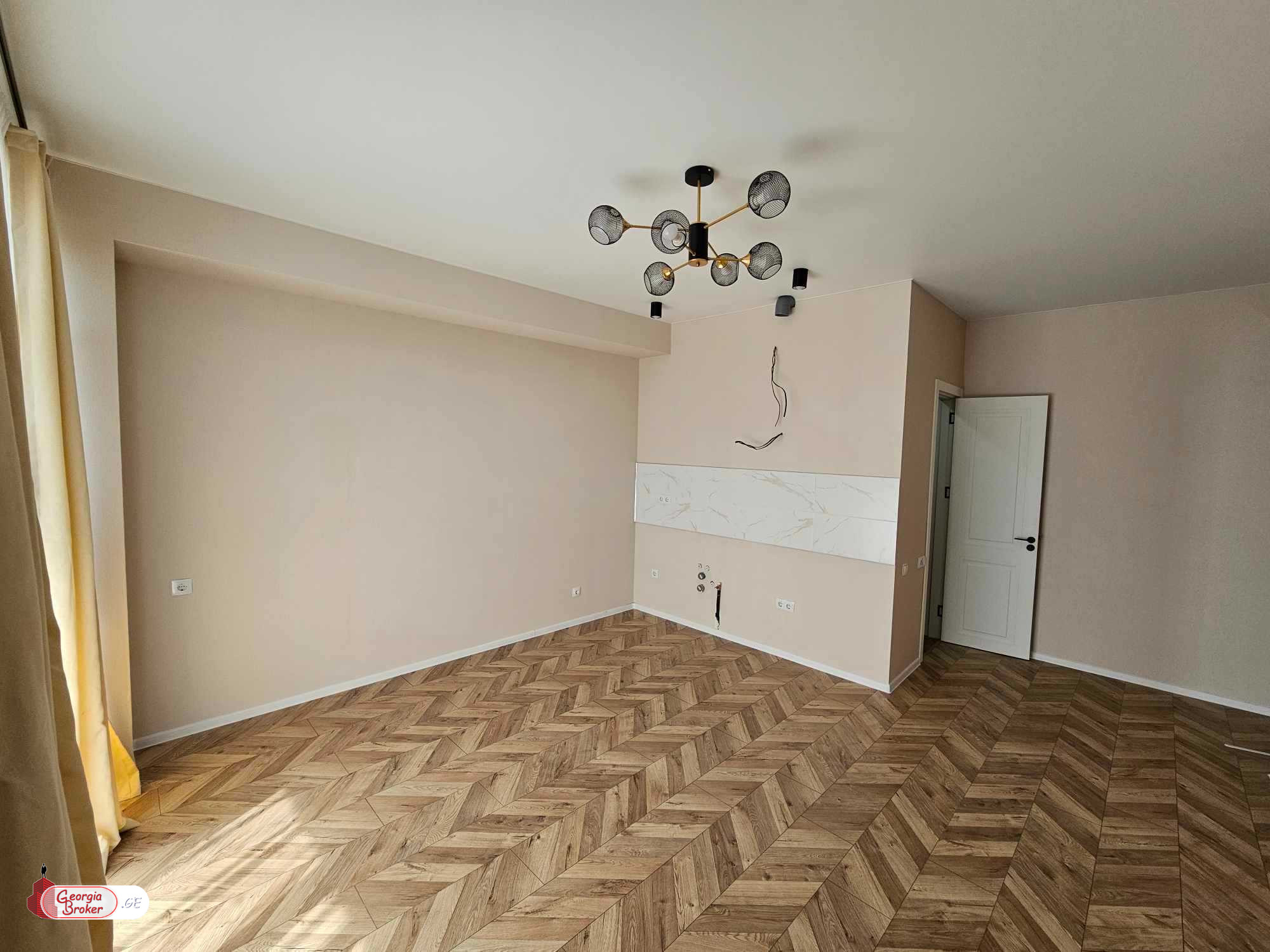 nearly repaired 2-room apartment for sale