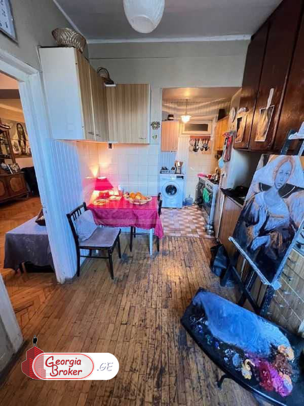 nearly repaired 4-room apartment for sale