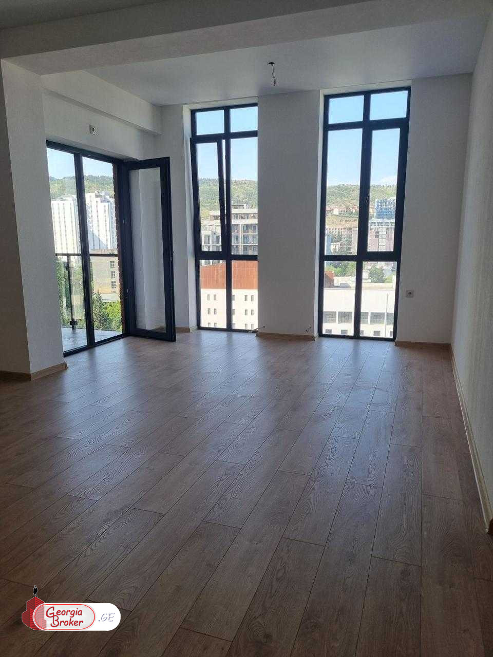 nearly repaired 3-room apartment for sale