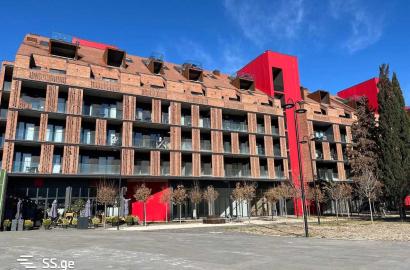 nearly repaired 3-room apartment for sale