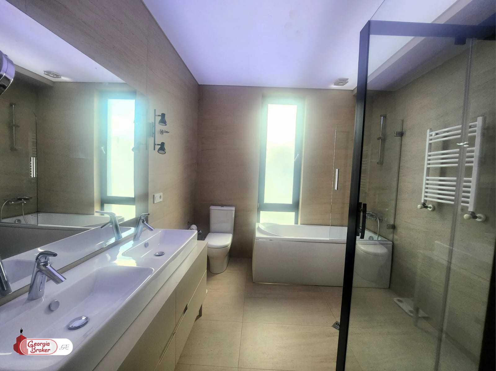 nearly repaired 7-room house for sale