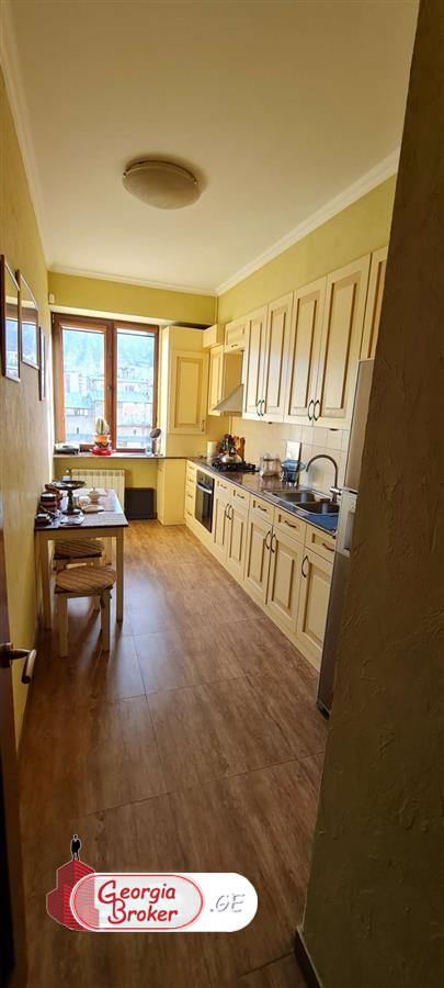 nearly repaired 3-room apartment for sale