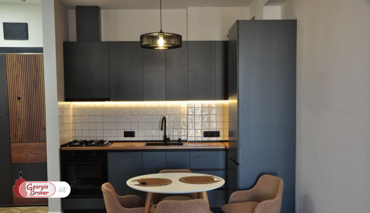 იყიდება ახალი გარემონტებული 2 ოთახიანი ბინა