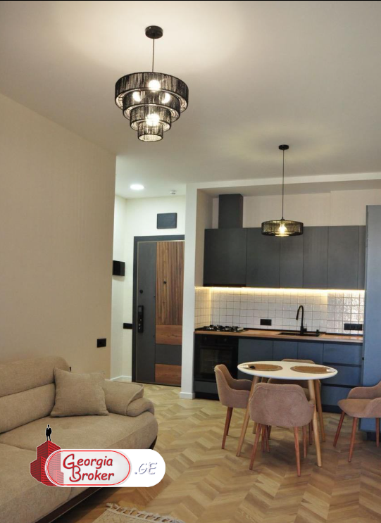 იყიდება ახალი გარემონტებული 2 ოთახიანი ბინა