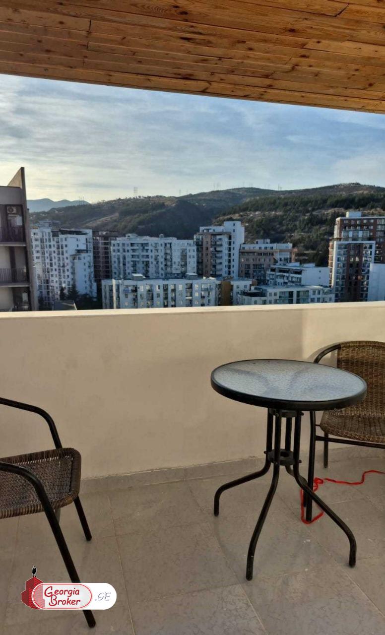 nearly repaired 3-room apartment for sale