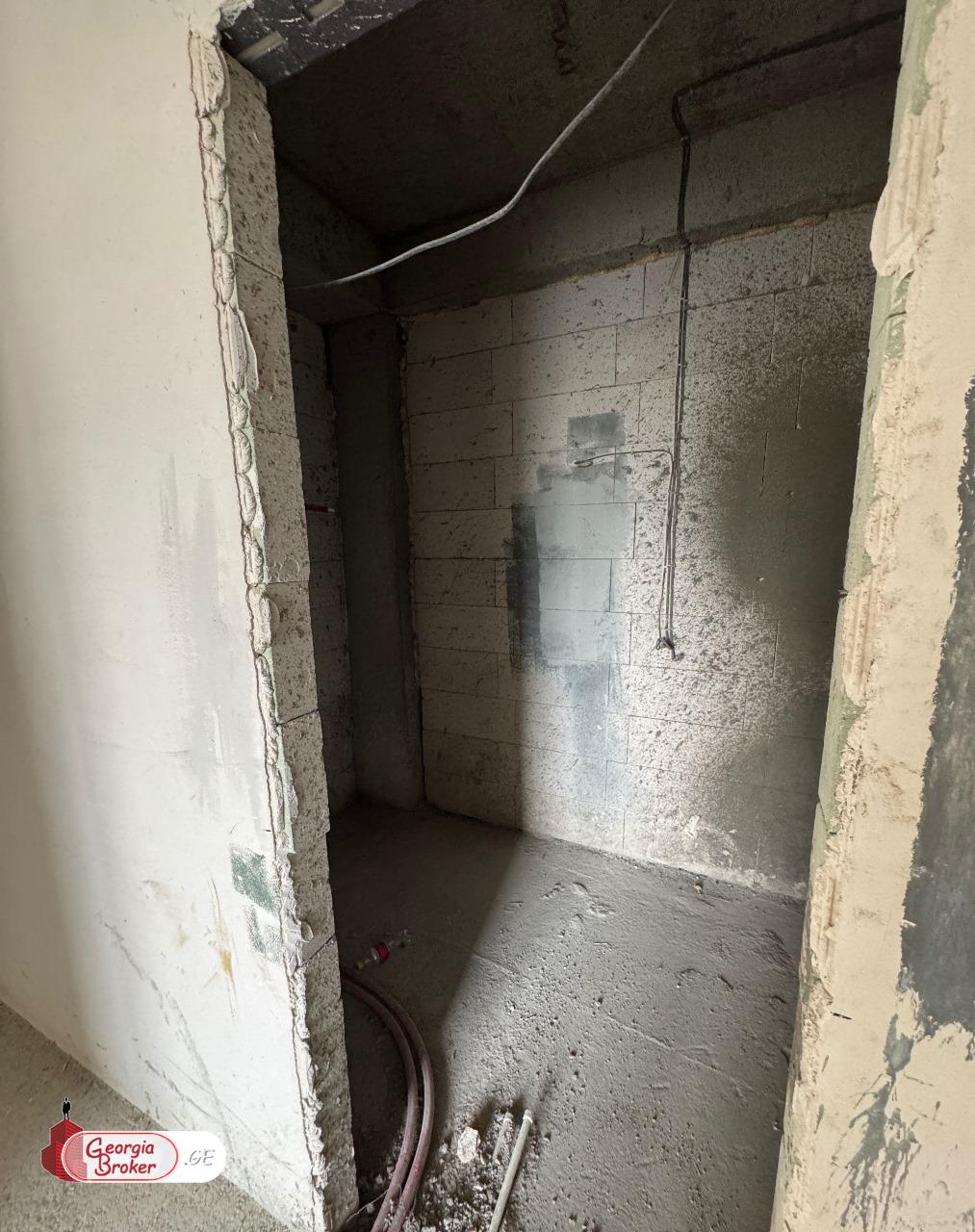 new build 4-room apartment for sale