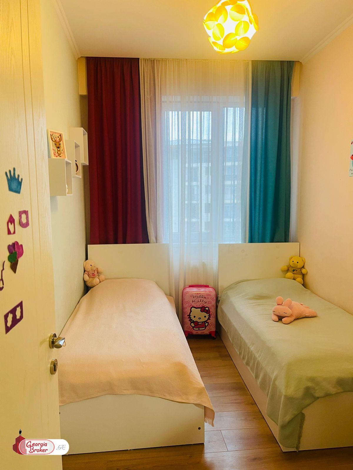 იყიდება ახალი გარემონტებული 3 ოთახიანი ბინა