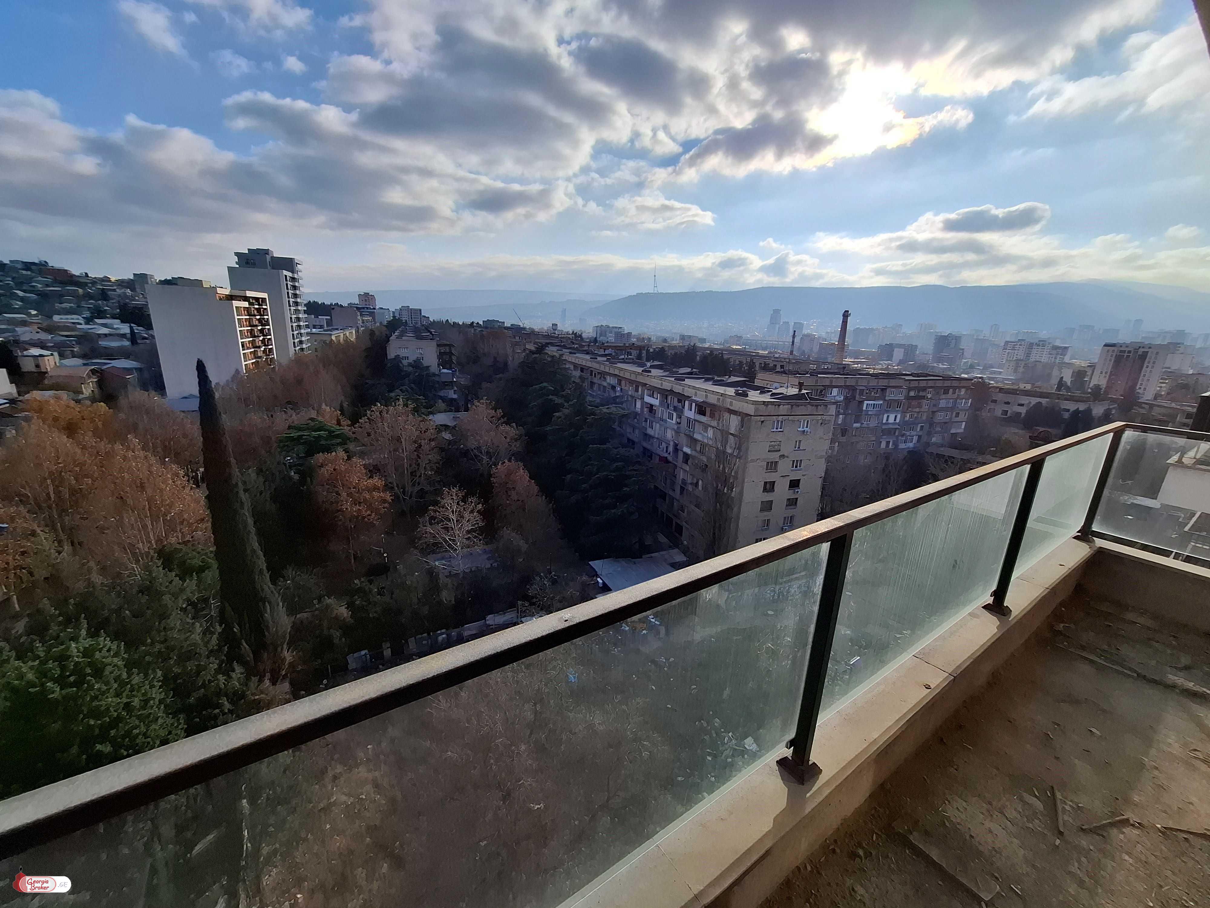 იყიდება ახალი გარემონტებული 3 ოთახიანი ბინა