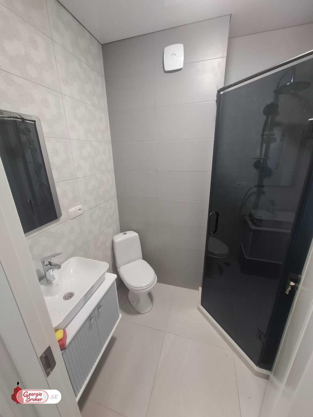 nearly repaired 3-room apartment for sale