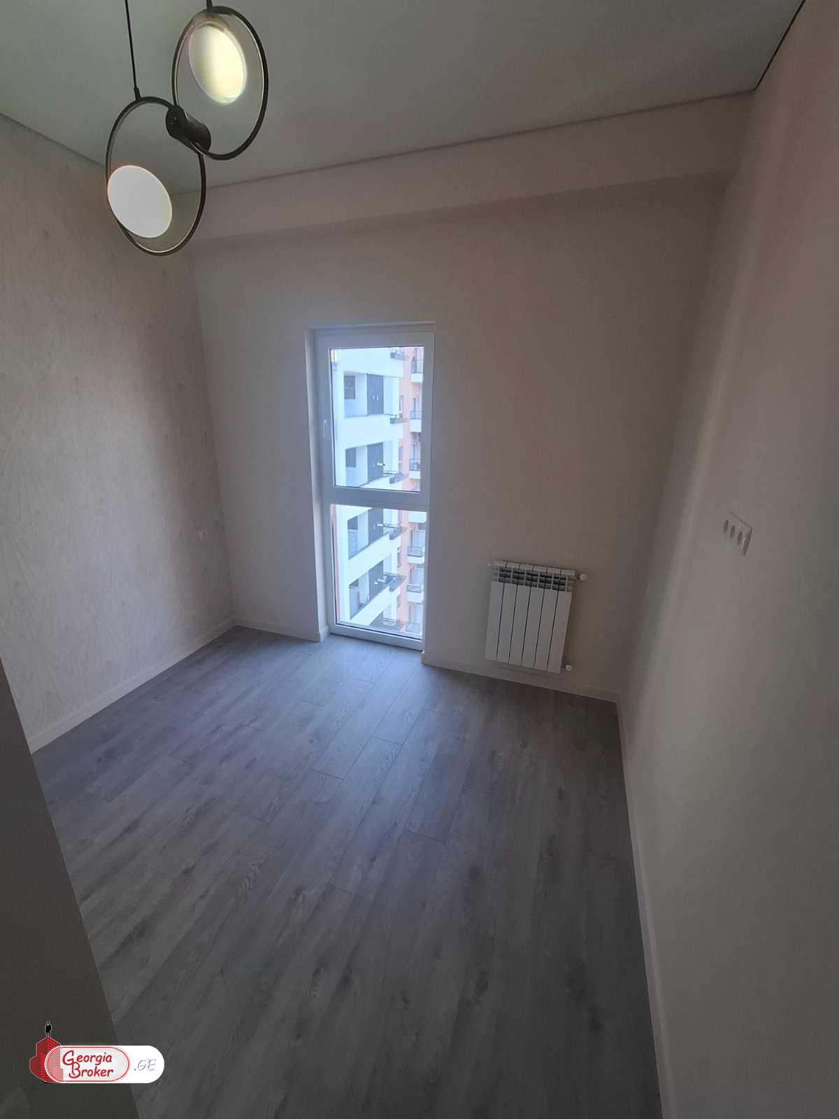 nearly repaired 3-room apartment for sale