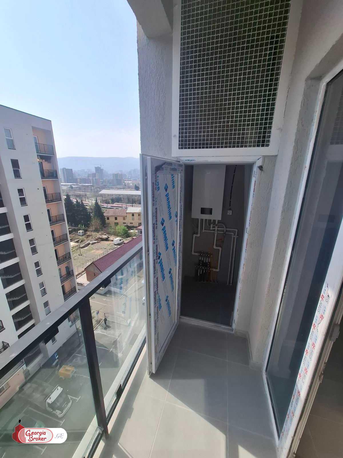 nearly repaired 3-room apartment for sale