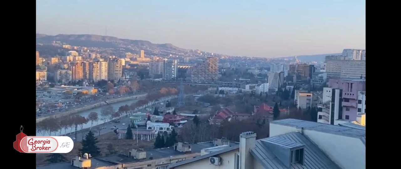 იყიდება ახალი აშენებული 2 ოთახიანი ბინა