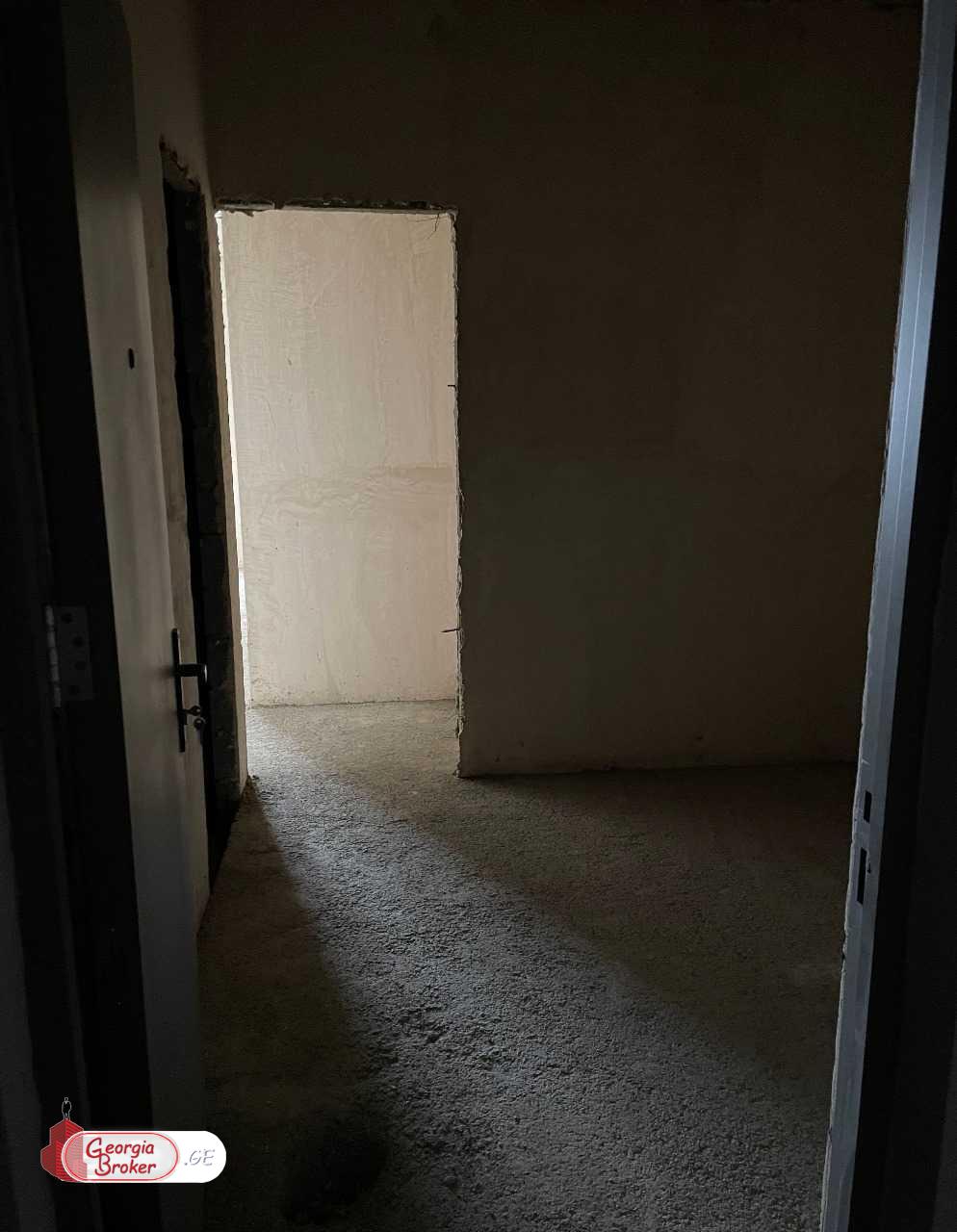 იყიდება ახალი აშენებული 2 ოთახიანი ბინა