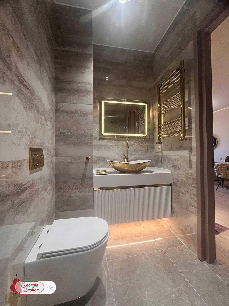 nearly repaired 2-room apartment for sale