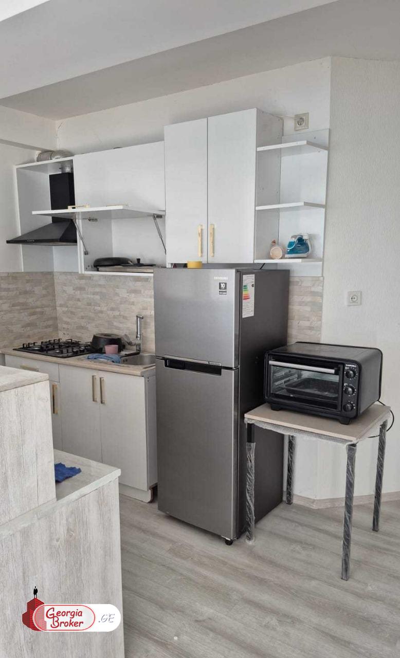 nearly repaired 3-room apartment for sale