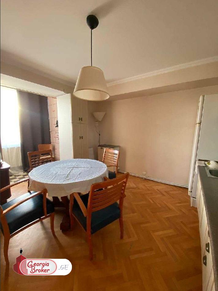 იყიდება ახალი გარემონტებული 2 ოთახიანი ბინა