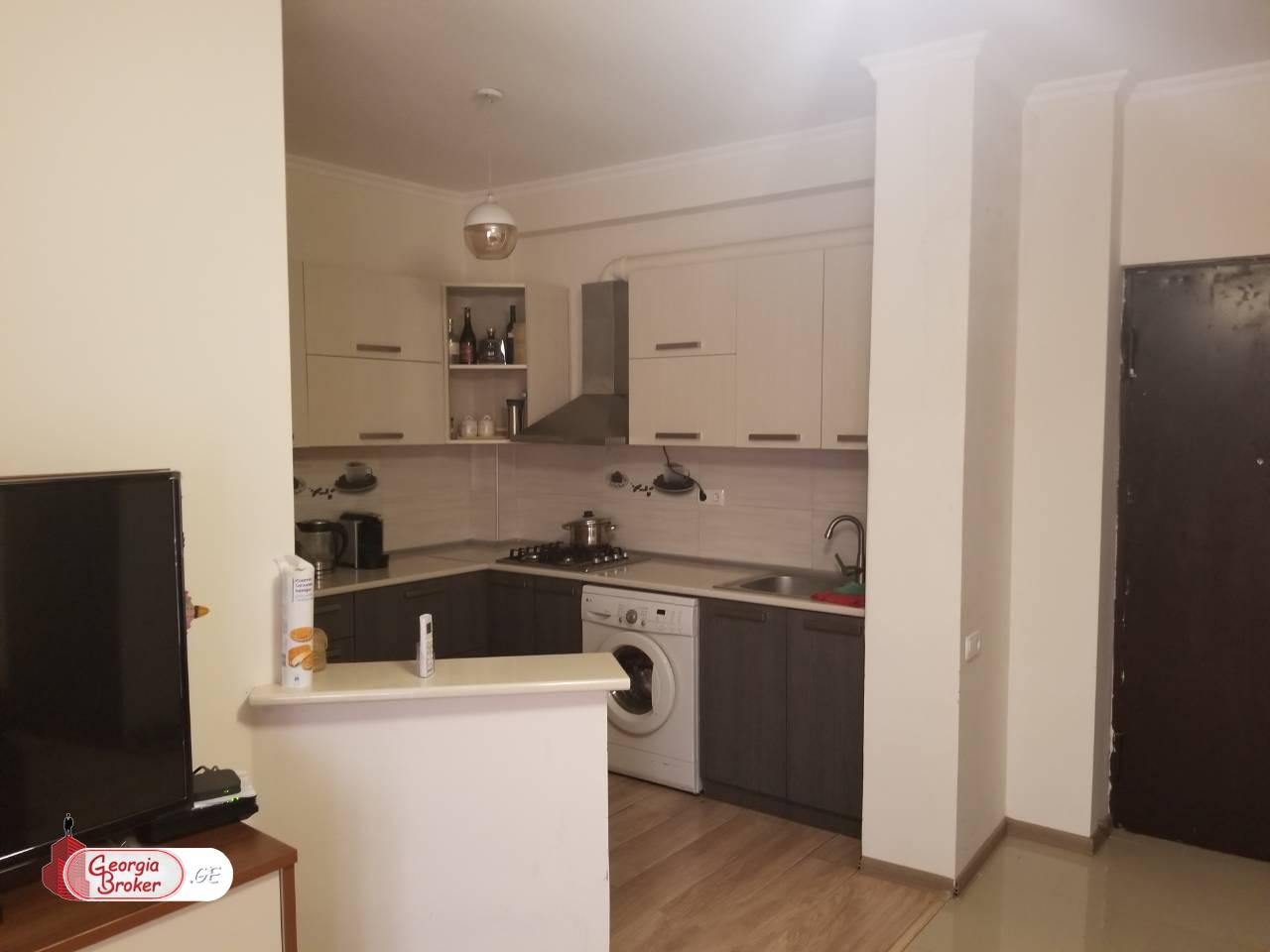 იყიდება ახალი გარემონტებული 2 ოთახიანი ბინა