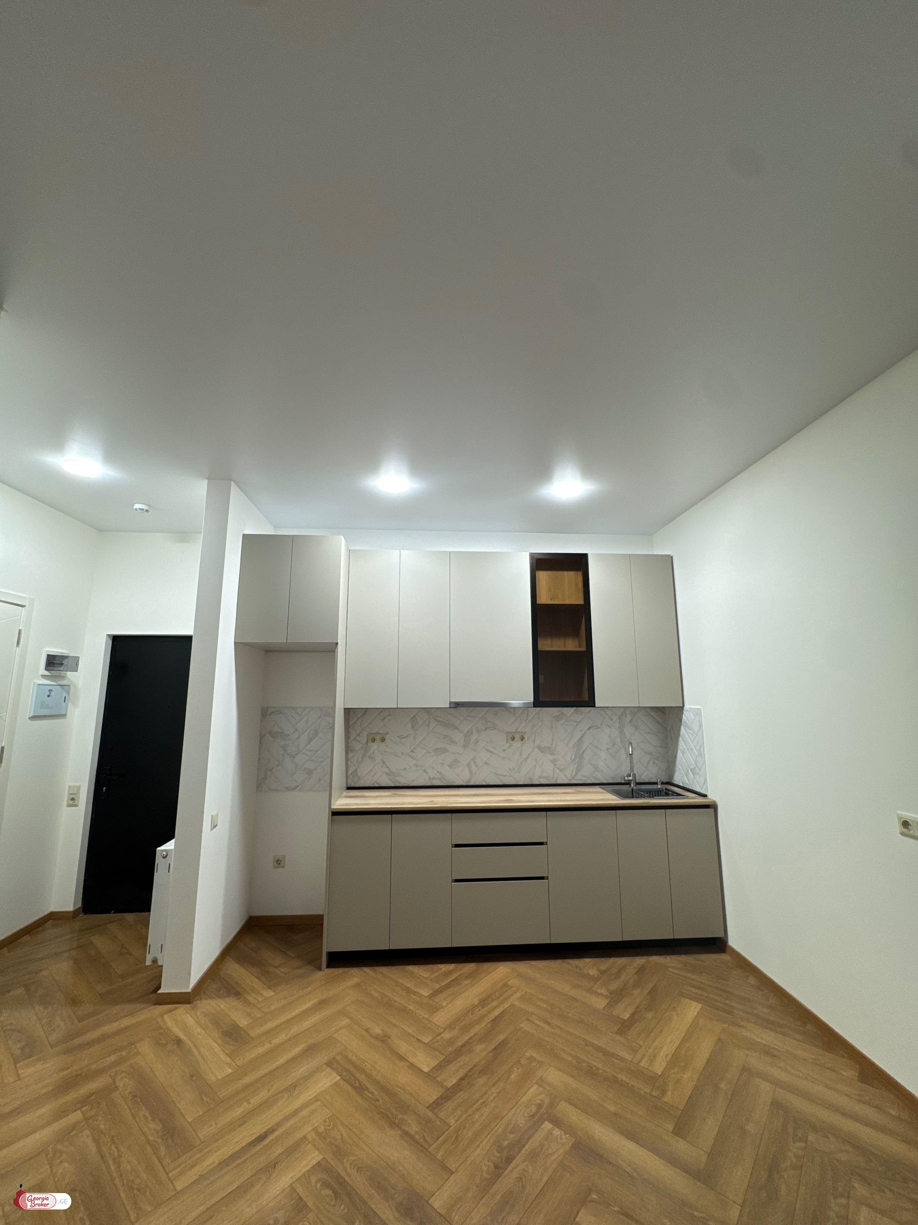 nearly repaired 2-room apartment for sale