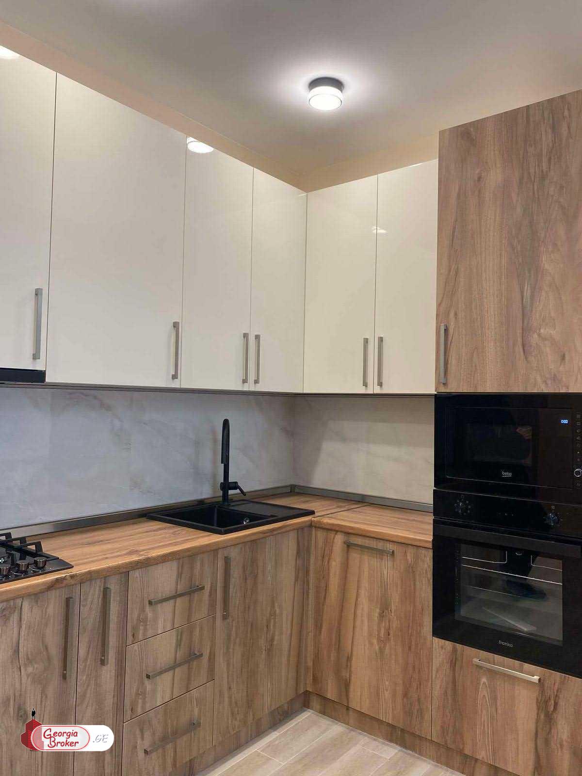 nearly repaired 3-room apartment for sale