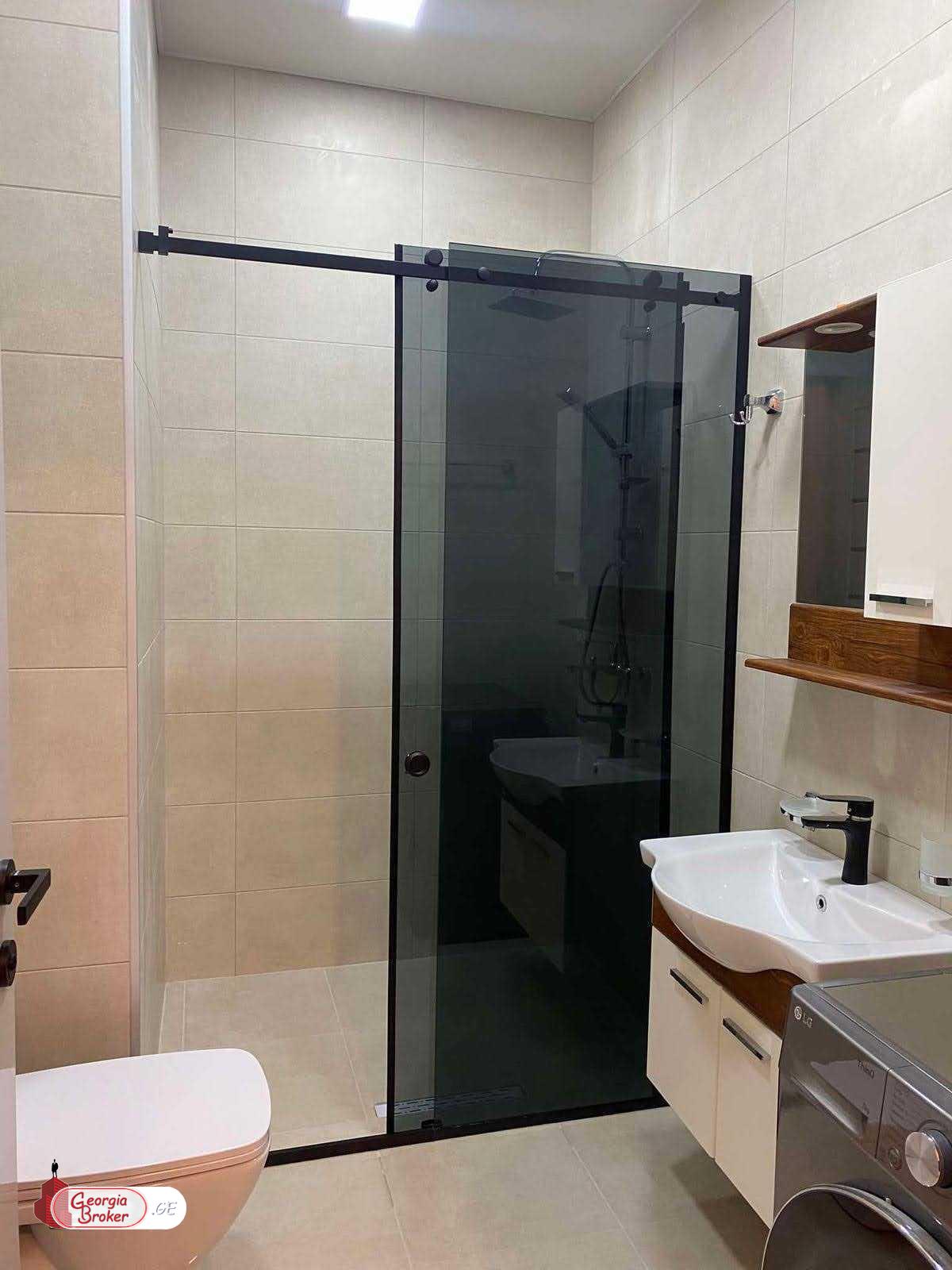 nearly repaired 3-room apartment for sale