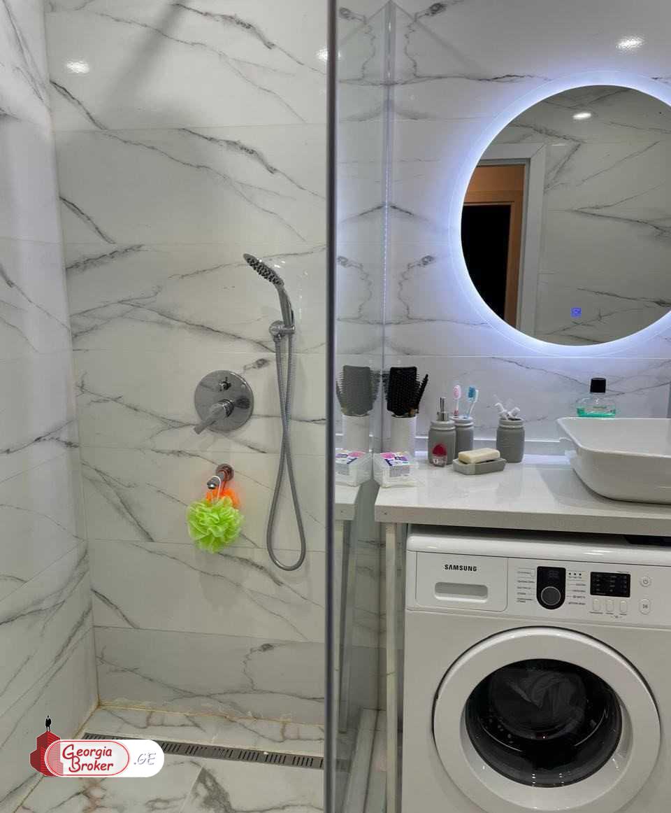 იყიდება ახალი გარემონტებული 3 ოთახიანი ბინა