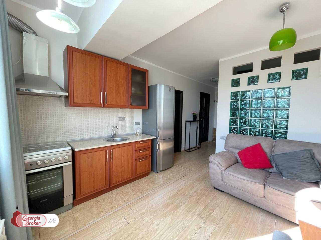 nearly repaired 3-room apartment for sale