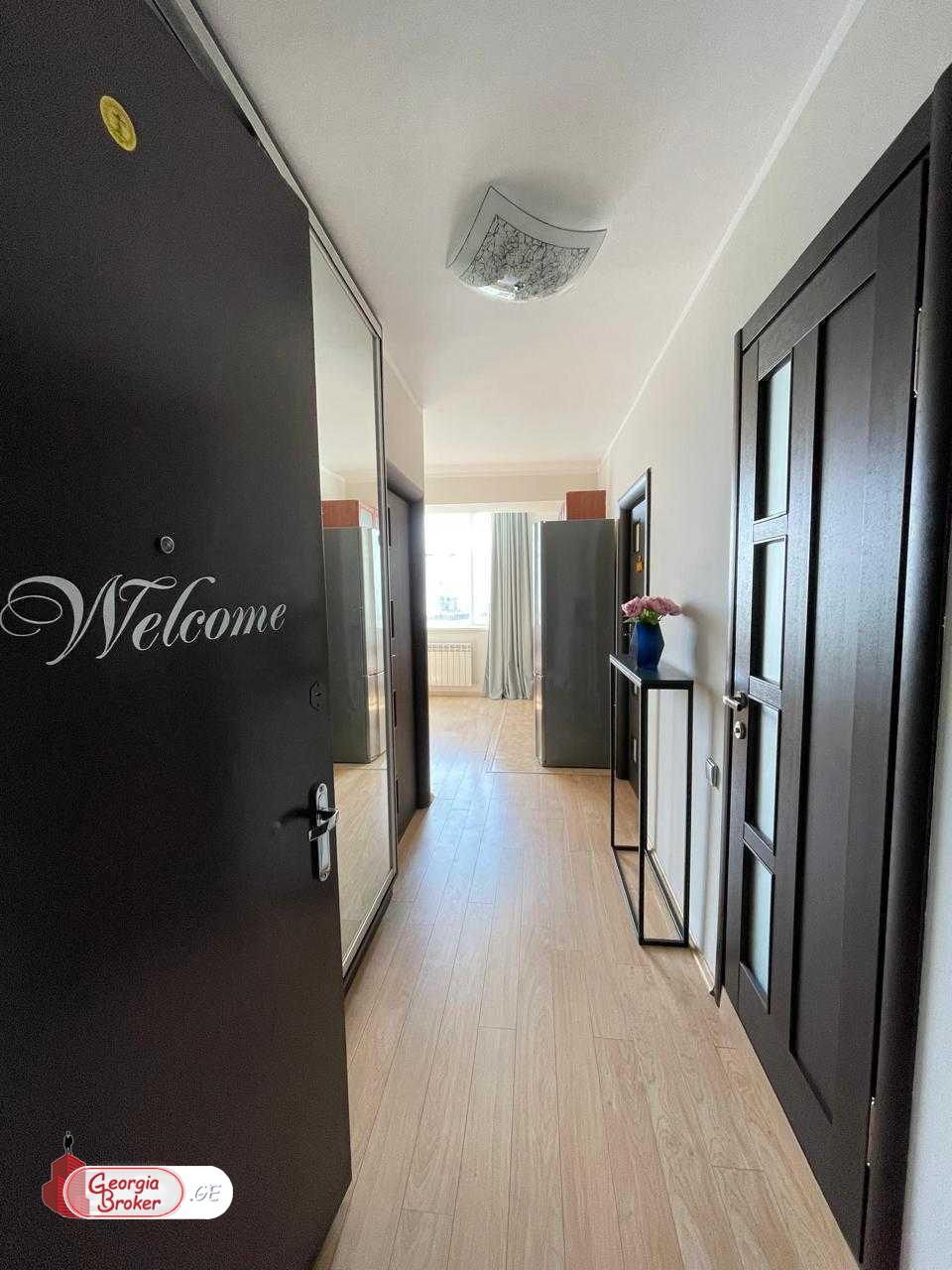 nearly repaired 3-room apartment for sale